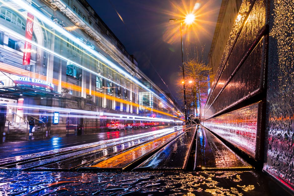 Where to Buy Art in Manchester in 2025: Galleries, Markets, Print Shops and Online