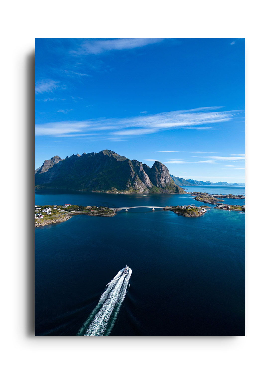 Reine I - Victoria Benjafield