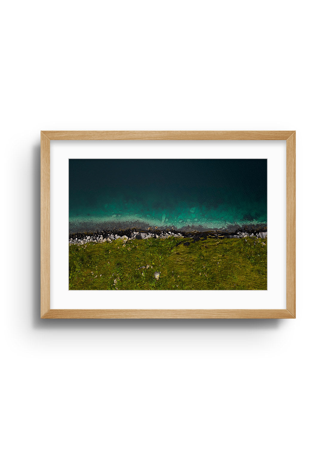 Reine III - Victoria Benjafield