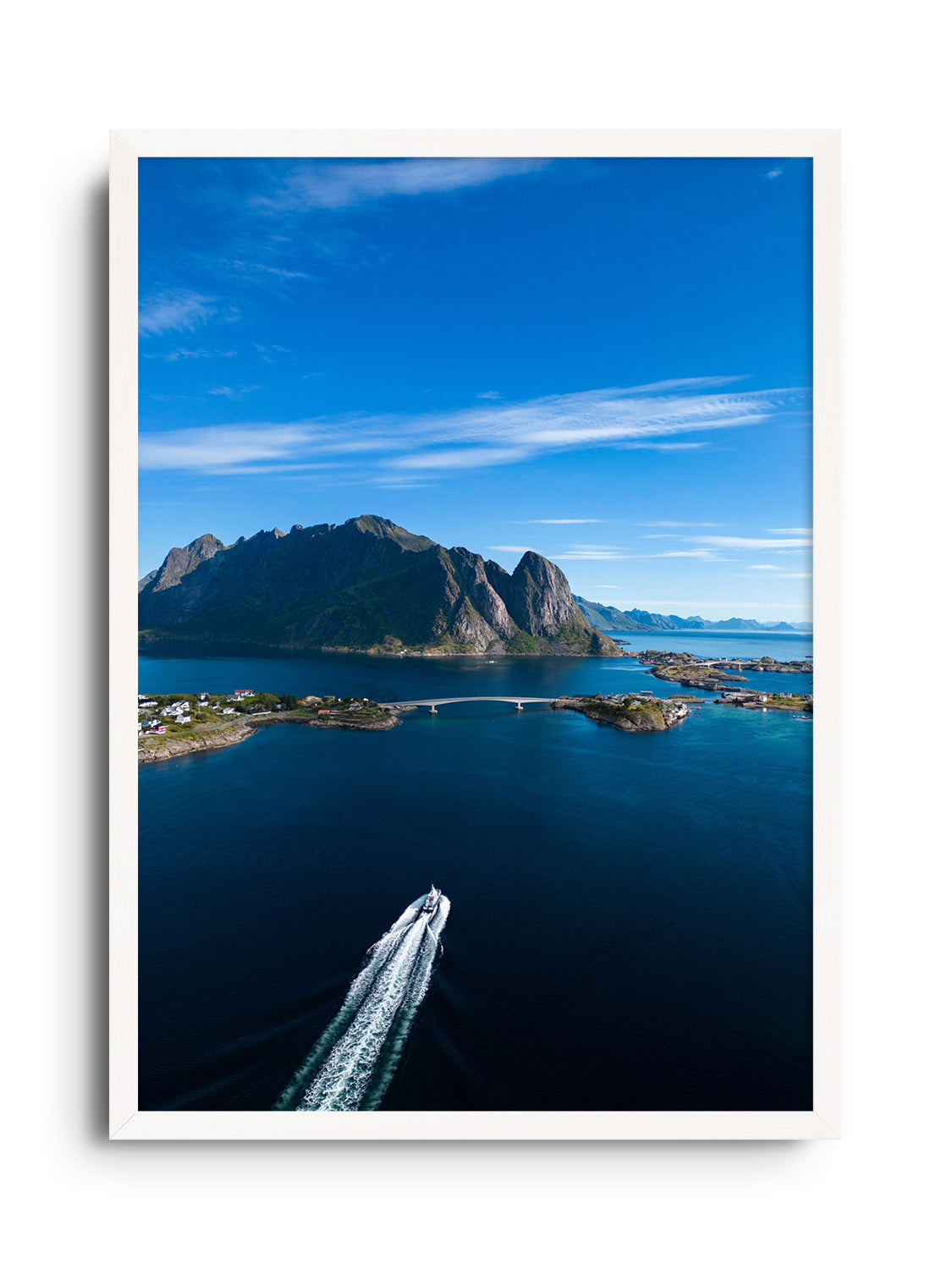 Reine I - Victoria Benjafield