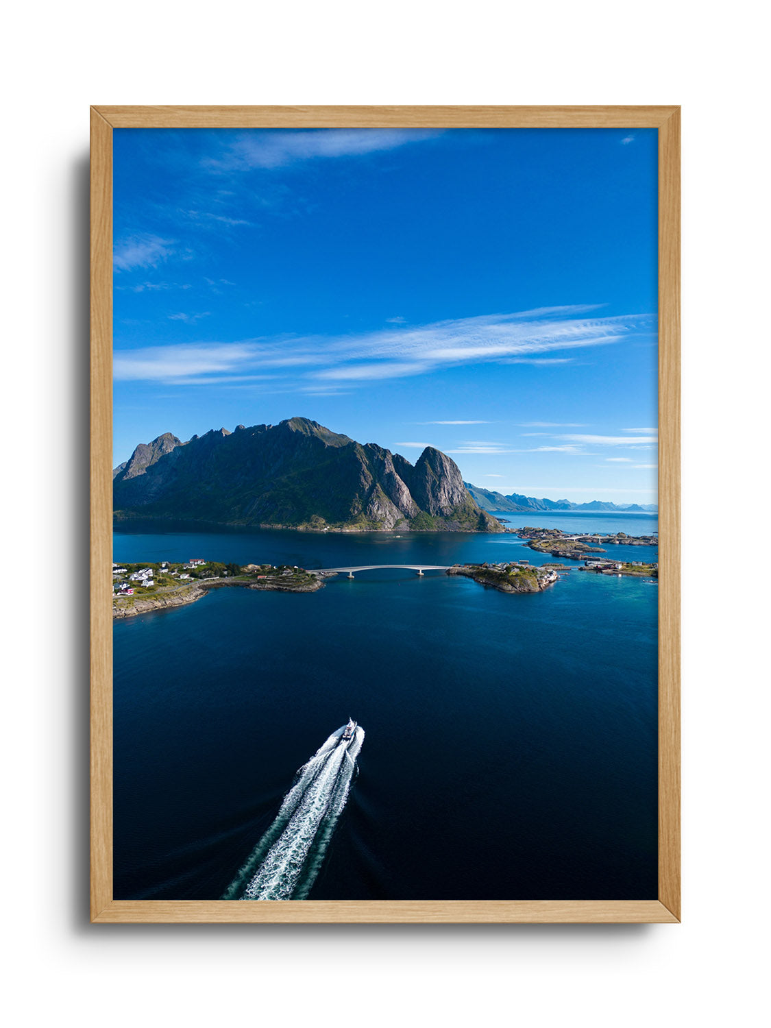 Reine I - Victoria Benjafield