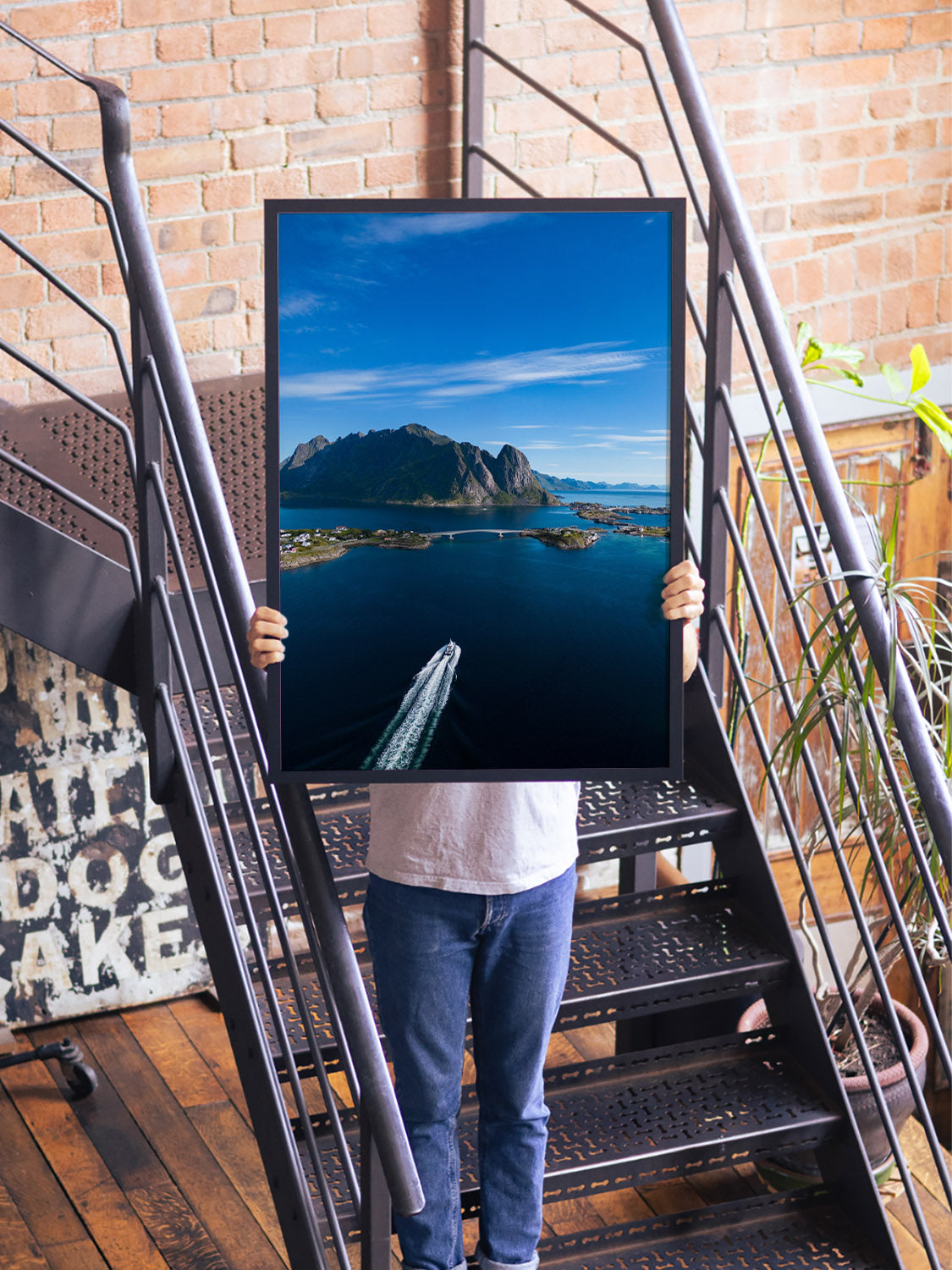 Reine I - Victoria Benjafield