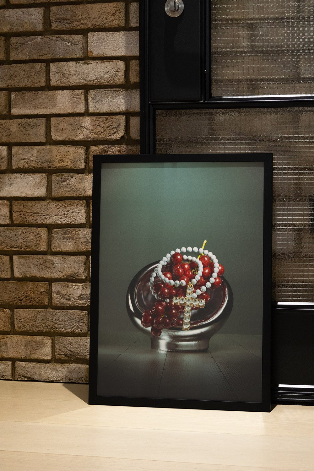 Cross On Pearls - Clément Latil - East Side Studio - Art Prints