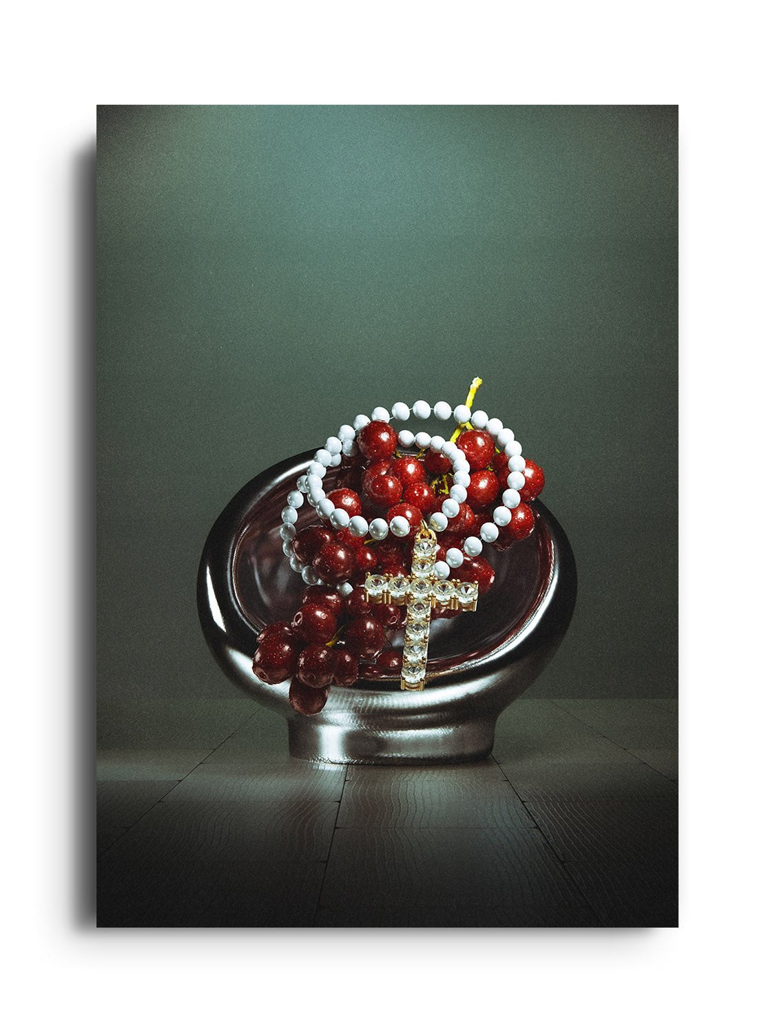 Cross On Pearls - Clément Latil - East Side Studio - Art Prints