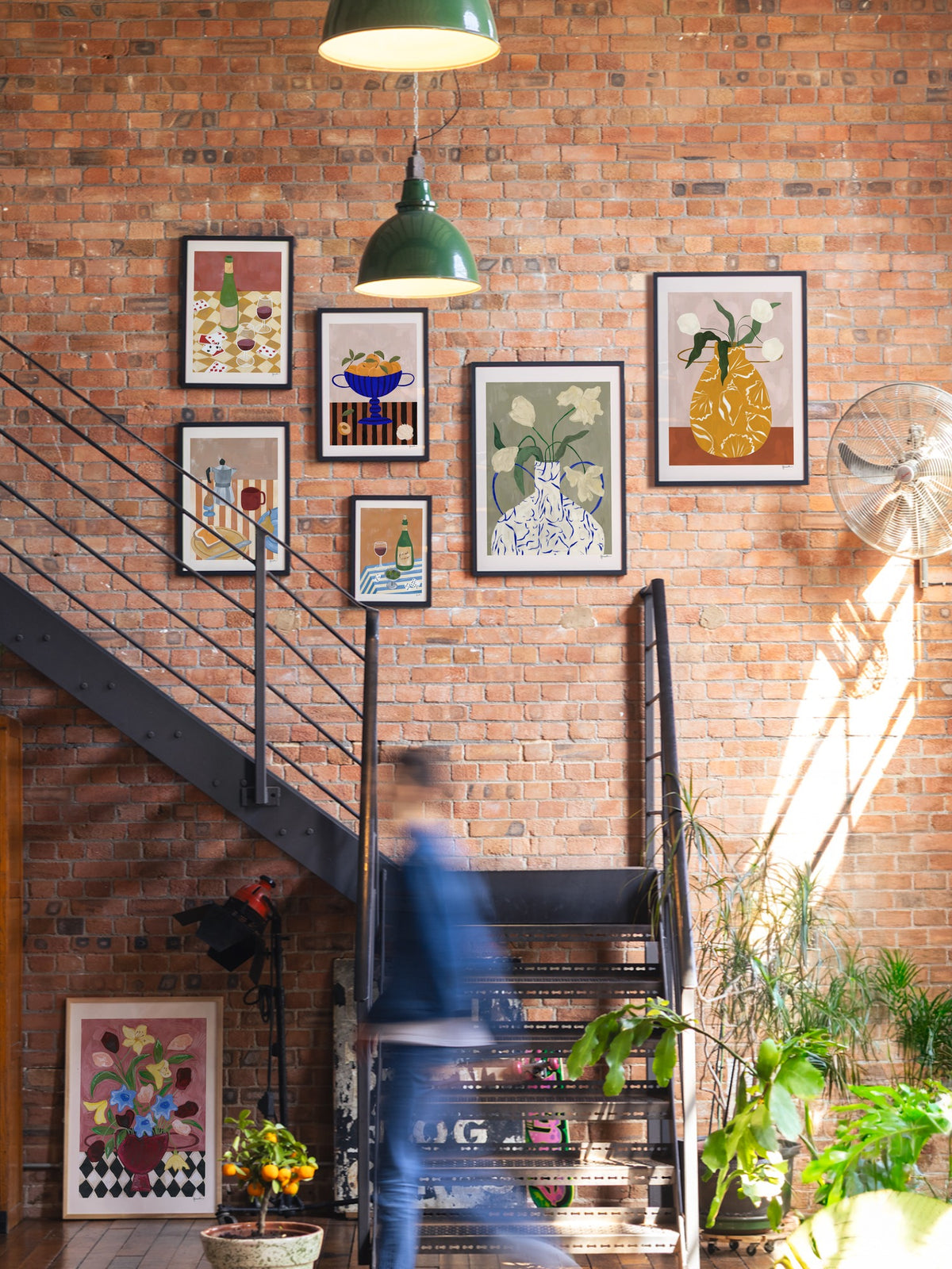 off white flowers in lady vase - Frankie Penwill - A_GWBlack_080726 |type=gallerywall|