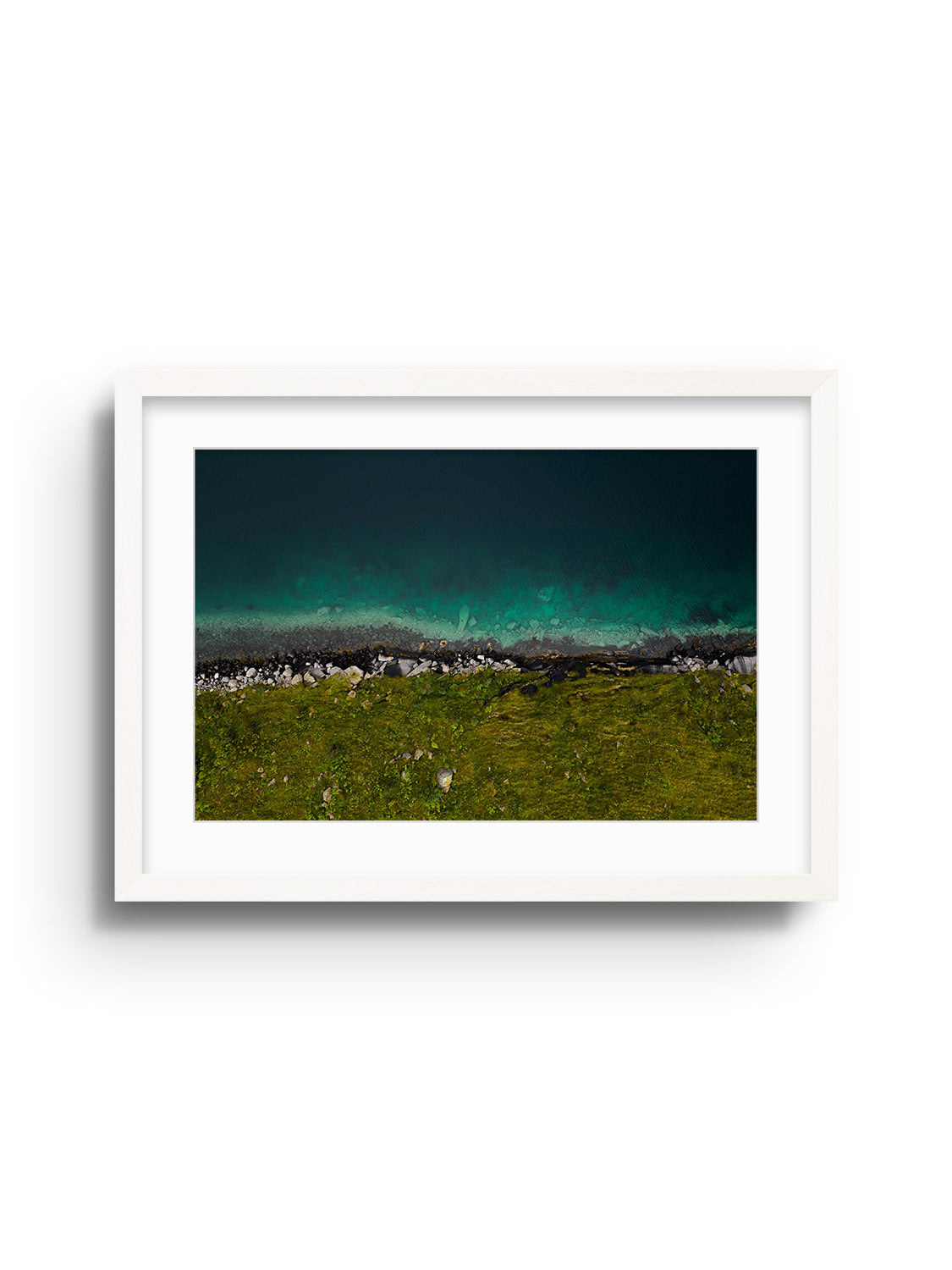 Reine III - Victoria Benjafield