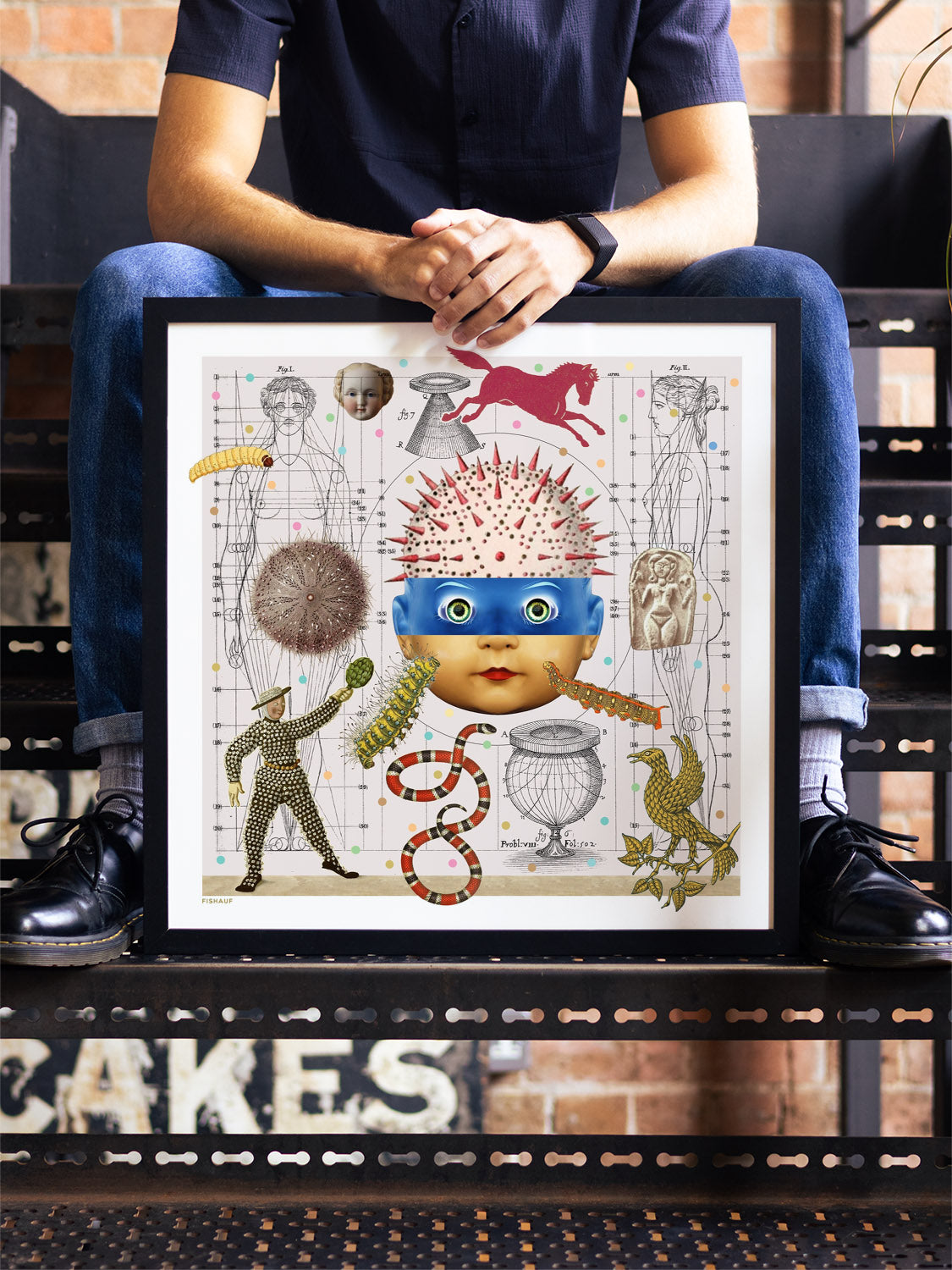 DOLLY LAMA - Louis Fishauf