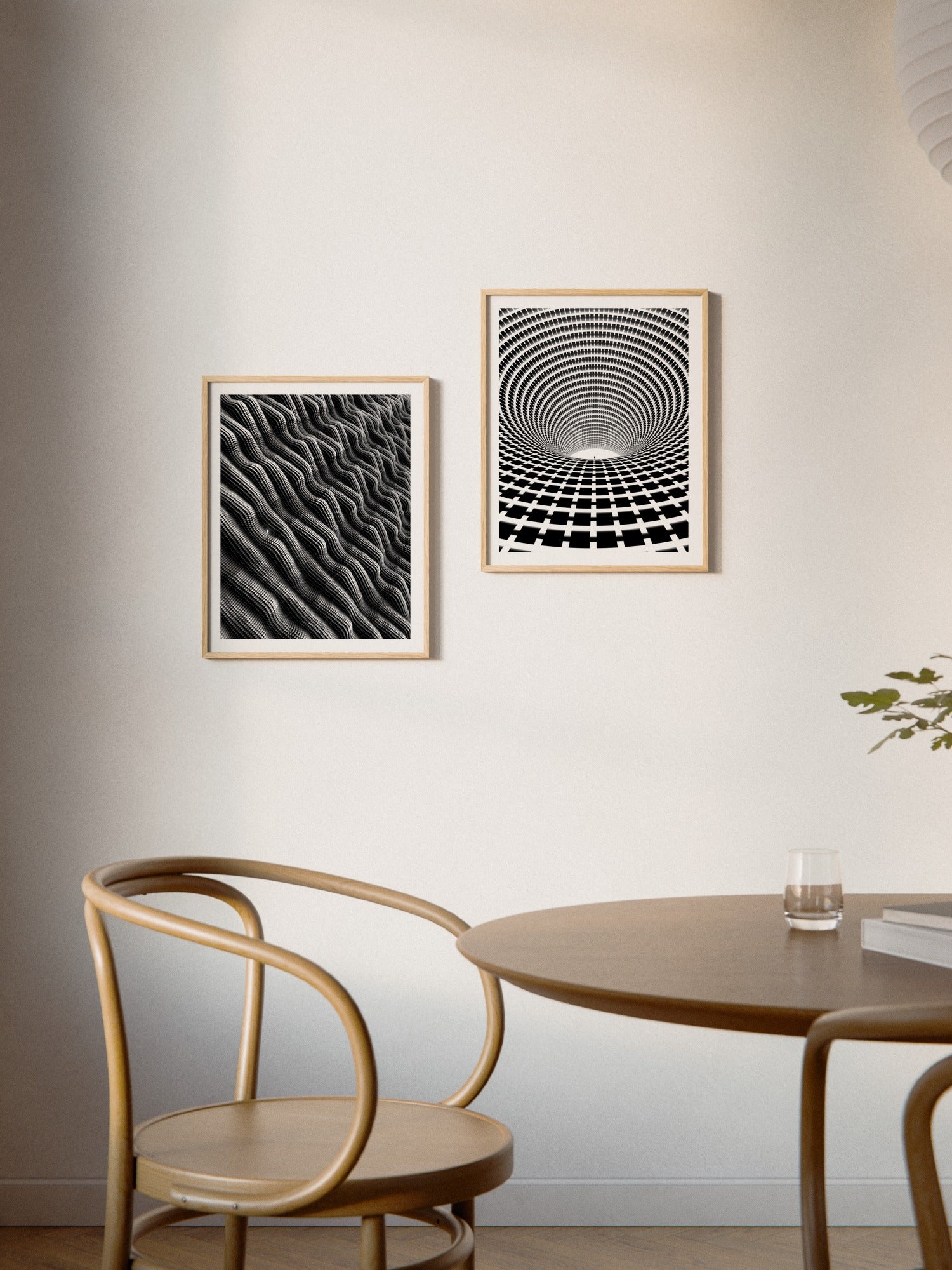 Push/Pull - Michael Strevens — 4x5 Frames (2x) [Style = Lifestyle]