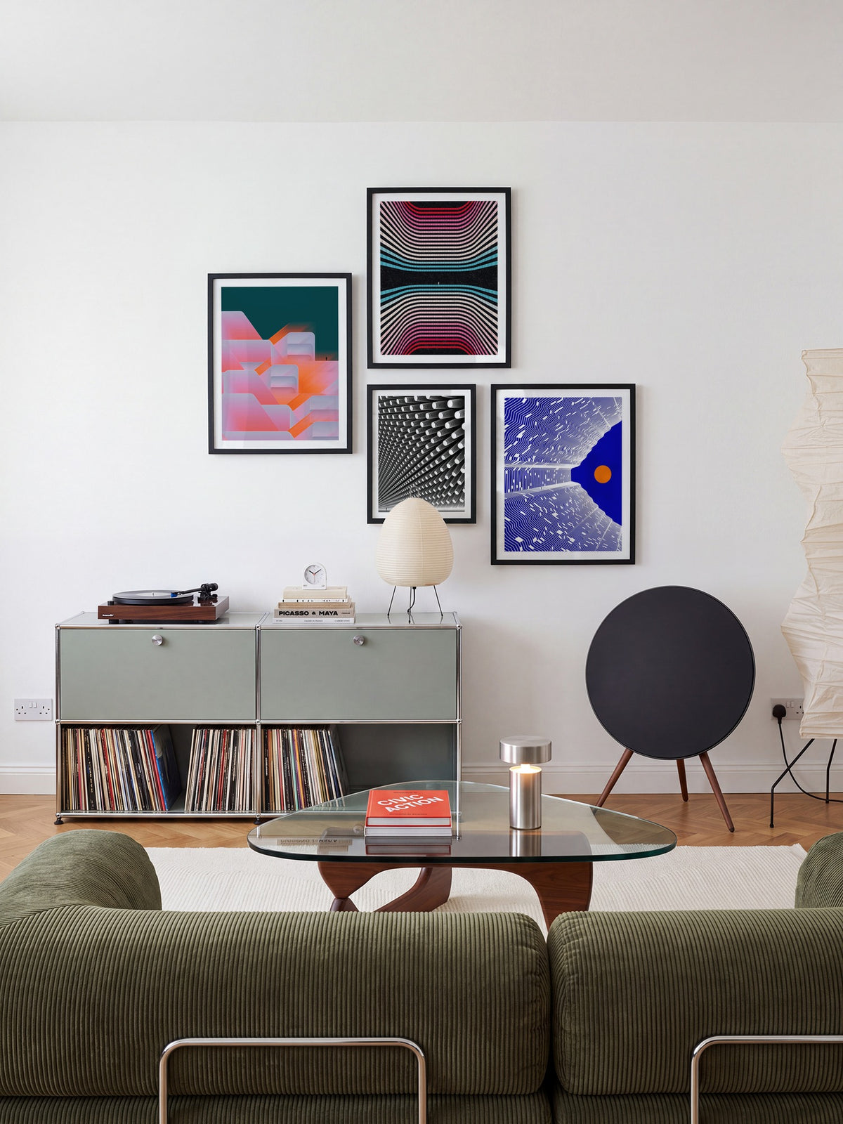 Offset - Michael Strevens — 4:5_GWBlack_071026 [Style = Lifestyle]