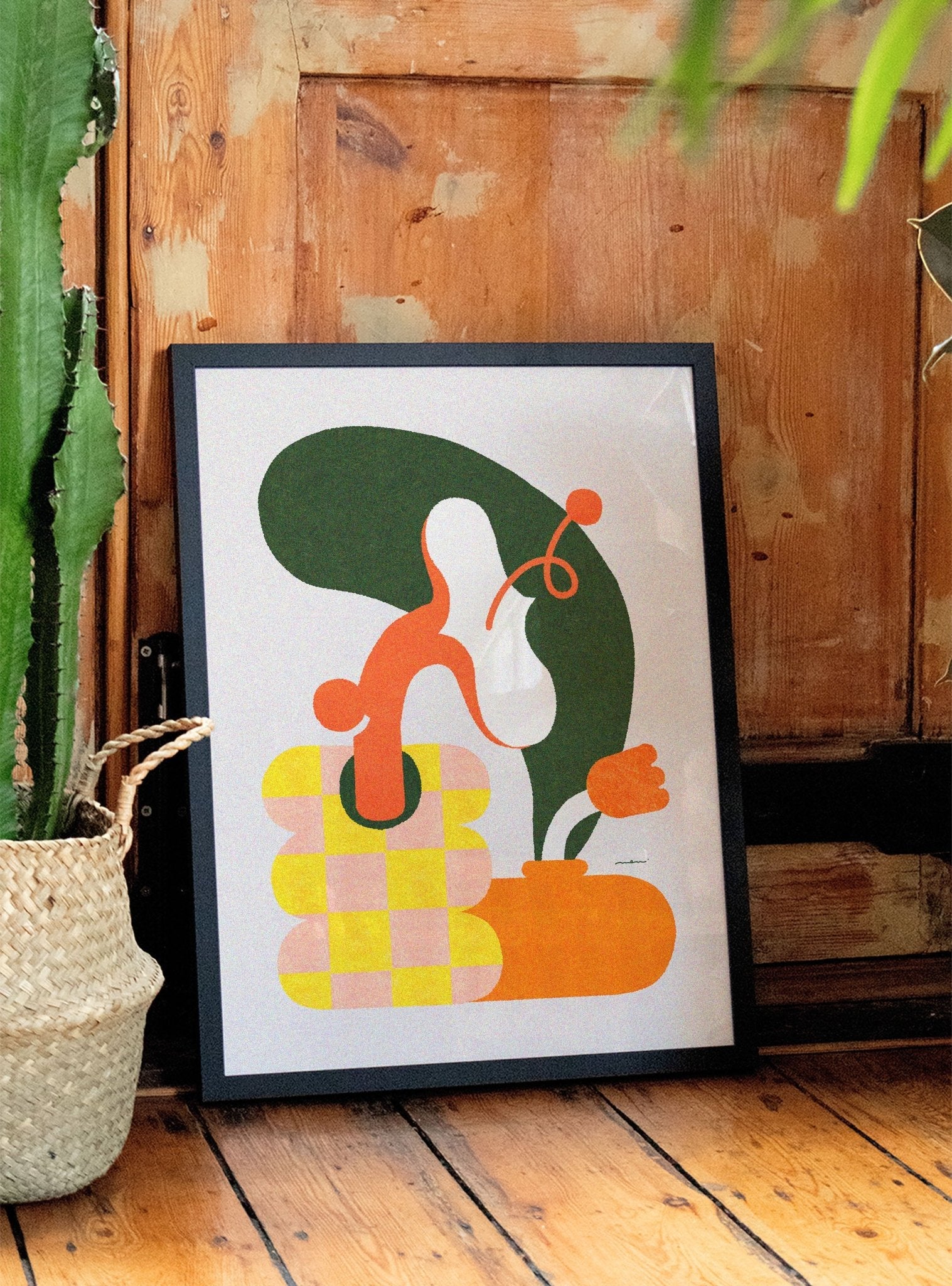 Flower and Base 01 - Monu - East Side Studio - Art Prints