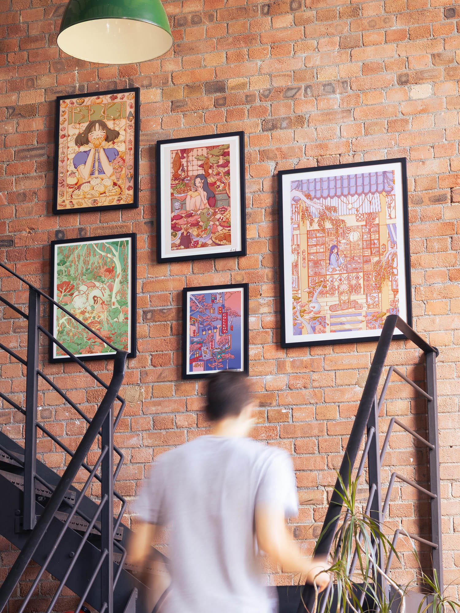 Lauren Leely modern gallery wall [style = lifestyle]